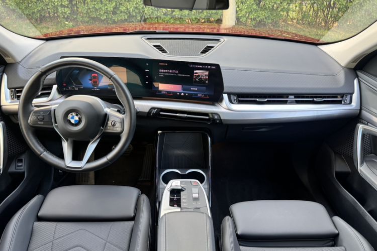 Used BMW X2 2024 sDrive25i M Sport Package Interior 2