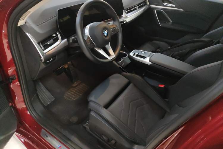 Used BMW X2 2024 sDrive25i M Sport Package Left Front Seat