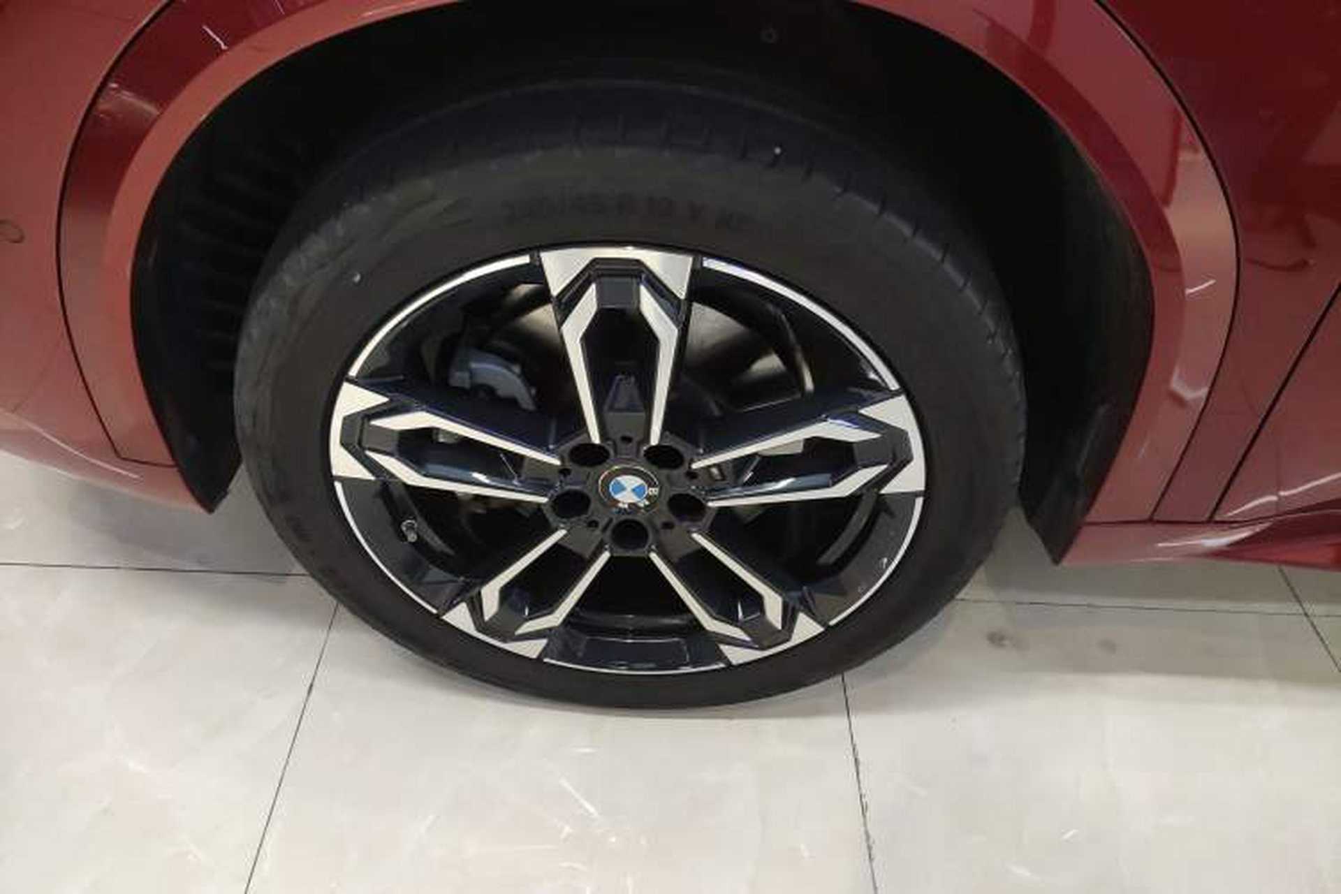 Used BMW X2 2024 sDrive25i M Sport Package Left Front Wheel Hub