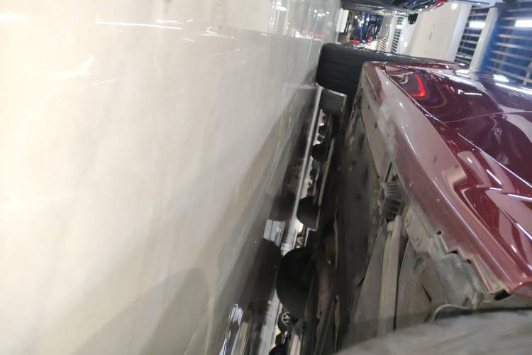 Used BMW X2 2024 sDrive25i M Sport Package Left Side Sill