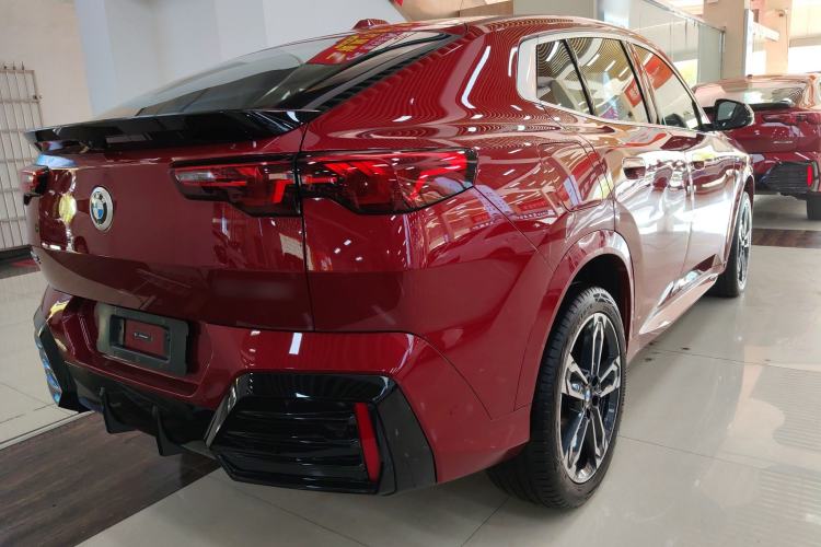 Used BMW X2 2024 sDrive25i M Sport Package Rear Right 45 Deg
