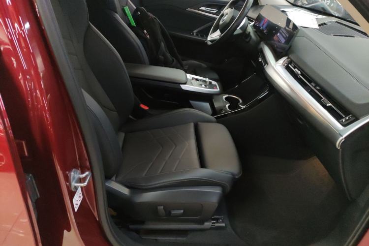 Used BMW X2 2024 sDrive25i M Sport Package Right Front Seat