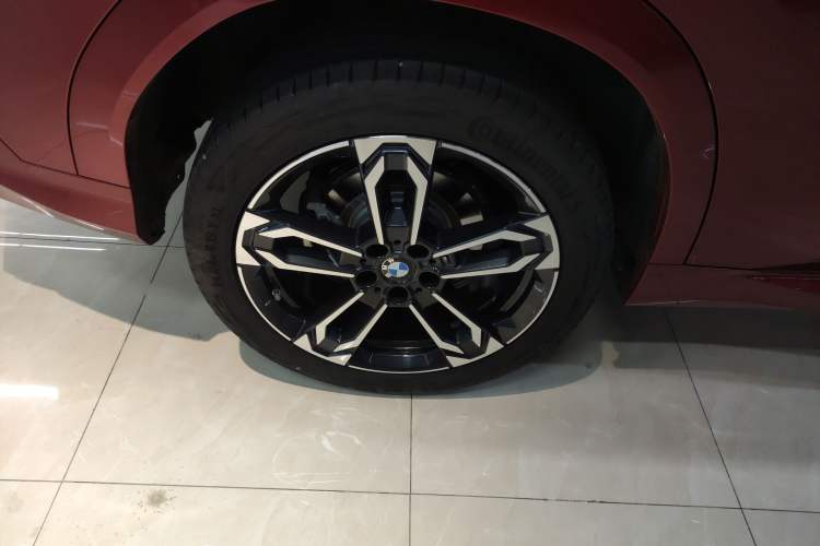 Used BMW X2 2024 sDrive25i M Sport Package Right Rear Wheel Hub