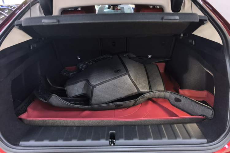 Used BMW X2 2024 sDrive25i M Sport Package Trunk