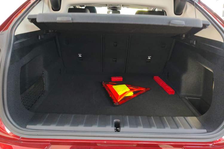 Used BMW X2 2024 sDrive25i M Sport Package Trunk