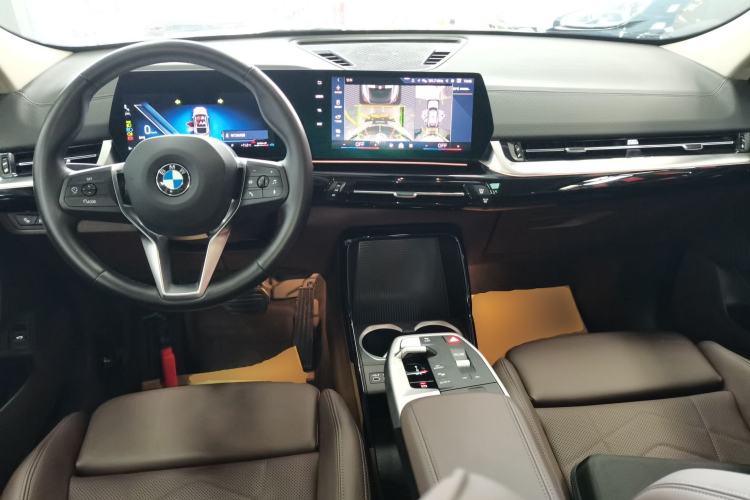 Used BMW X2 2024 sDrive25i M Sport Package Center Console
