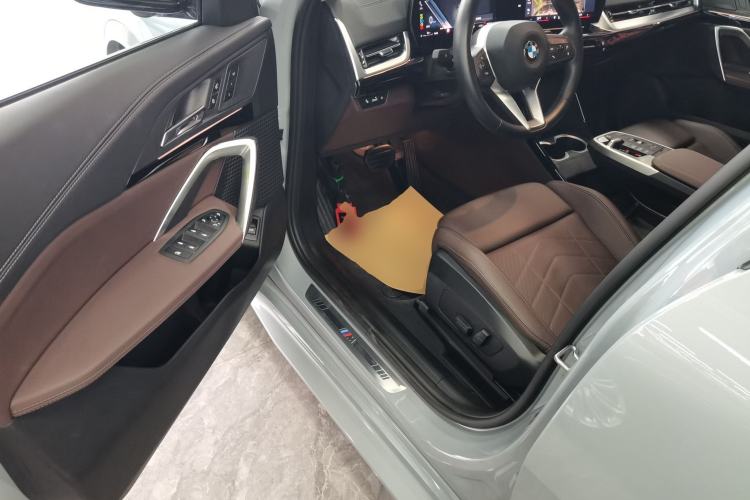 Used BMW X2 2024 sDrive25i M Sport Package Driver Seat