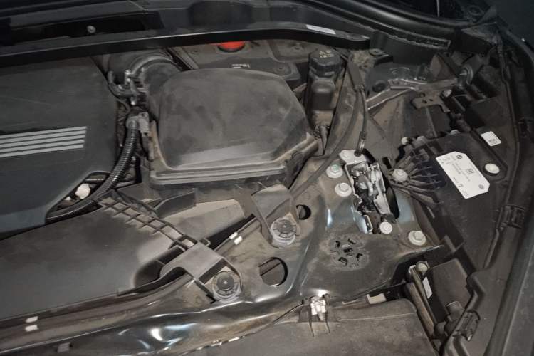 Used BMW X2 2024 sDrive25i M Sport Package Engine Bay Left