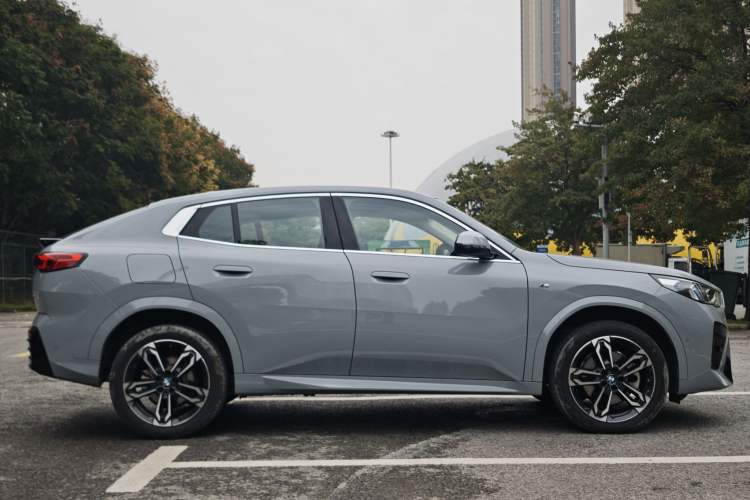 Used BMW X2 2024 sDrive25i M Sport Package Exterior 4