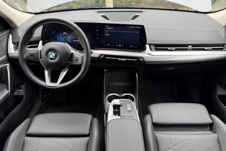 Used BMW X2 2024 sDrive25i M Sport Package Interior 2