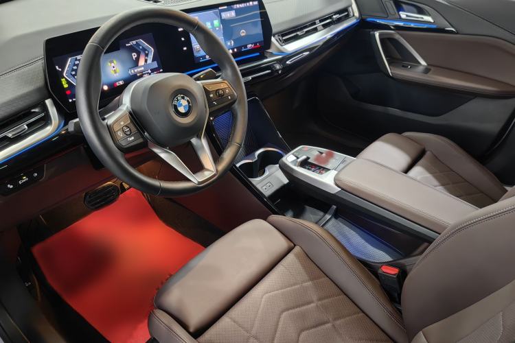 Used BMW X2 2024 sDrive25i M Sport Package Interior 2