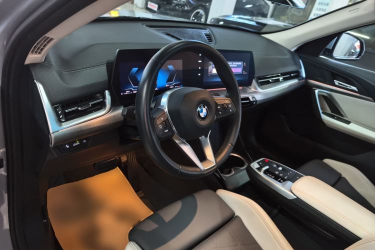 Used BMW X2 2024 sDrive25i M Sport Package Interior 2