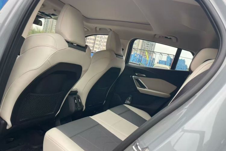 Used BMW X2 2024 sDrive25i M Sport Package Interior 3