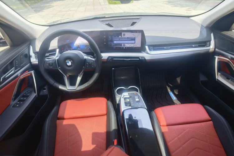 Used BMW X2 2024 sDrive25i M Sport Package Interior 3