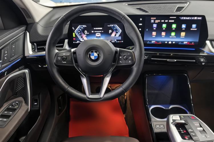 Used BMW X2 2024 sDrive25i M Sport Package Interior 5