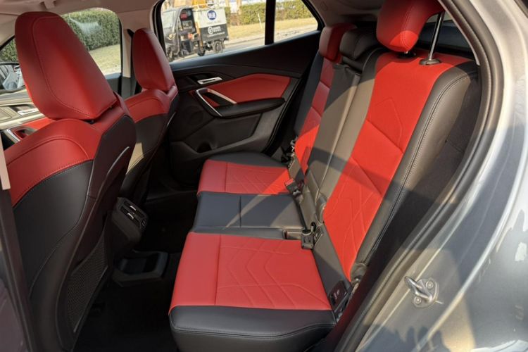 Used BMW X2 2024 sDrive25i M Sport Package Interior 5