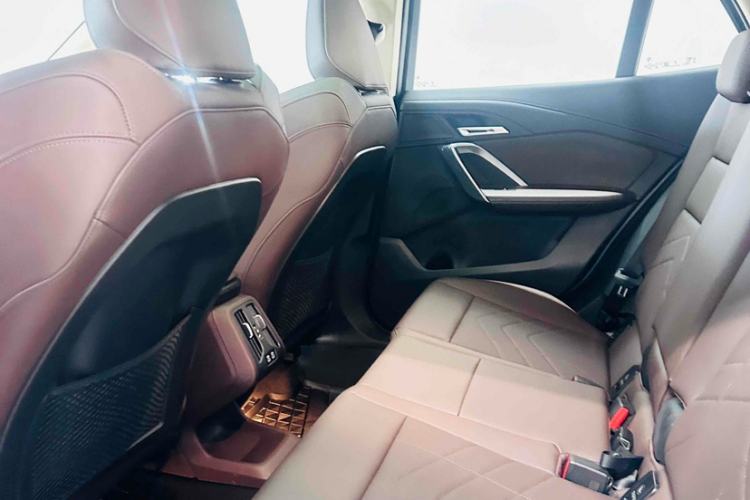 Used BMW X2 2024 sDrive25i M Sport Package Interior 7