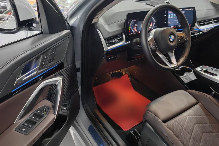 Used BMW X2 2024 sDrive25i M Sport Package Interior 8