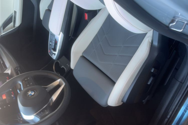 Used BMW X2 2024 sDrive25i M Sport Package Left Front Seat