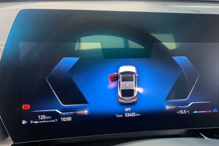 Used BMW X2 2024 sDrive25i M Sport Package Odometer Close Up