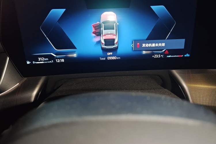 Used BMW X2 2024 sDrive25i M Sport Package Odometer Close Up
