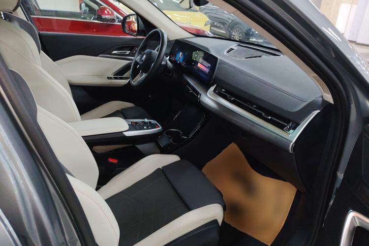 Used BMW X2 2024 sDrive25i M Sport Package Right Front Seat