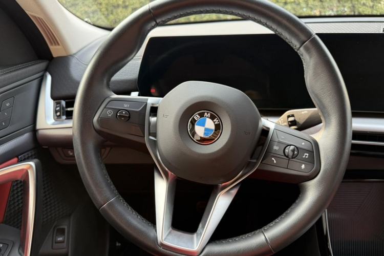 Used BMW X2 2024 sDrive25i M Sport Package Steering Wheel