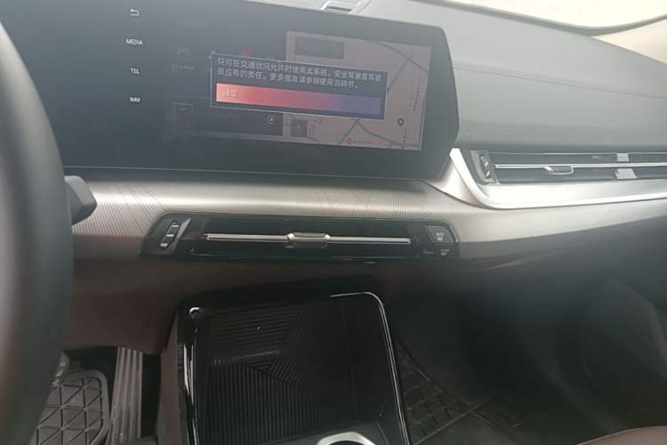 Used BMW X2 2024 sDrive25i M Sport Package Audio And AC Panel