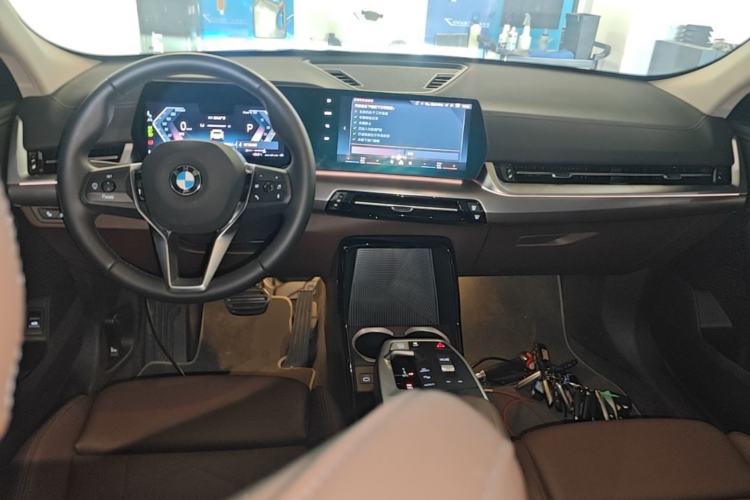 Used BMW X2 2024 sDrive25i M Sport Package Center Console
