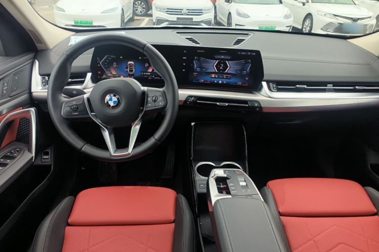 Used BMW X2 2024 sDrive25i M Sport Package Center Console