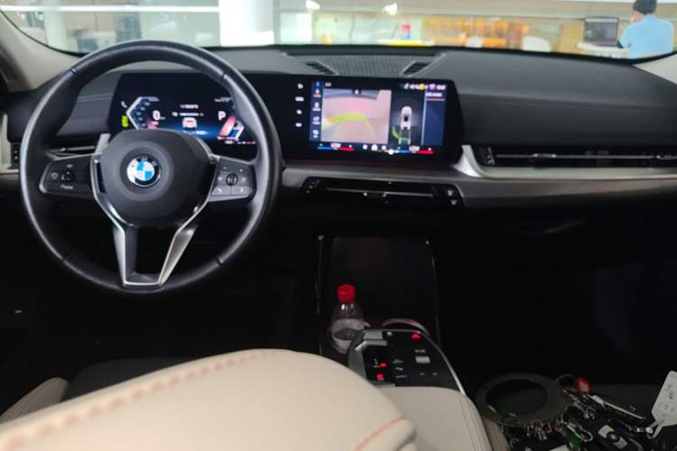 Used BMW X2 2024 sDrive25i M Sport Package Center Console
