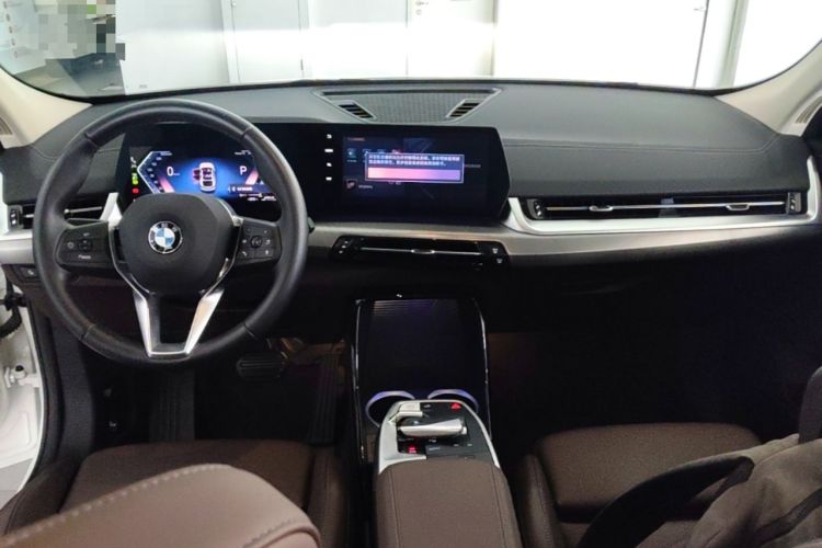 Used BMW X2 2024 sDrive25i M Sport Package Center Console