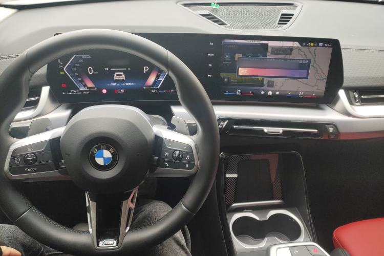 Used BMW X2 2024 xDrive25i M Sport Night Edition package Center Console