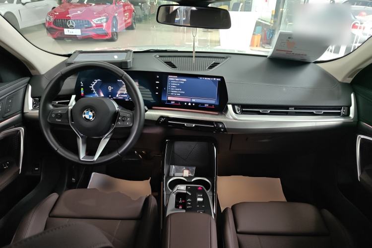 Used BMW X2 2024 sDrive25i M Sport Package Center Console