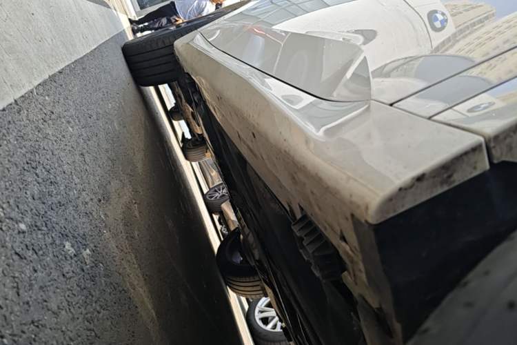 Used BMW X2 2024 sDrive25i M Sport Package Chassis Front Right