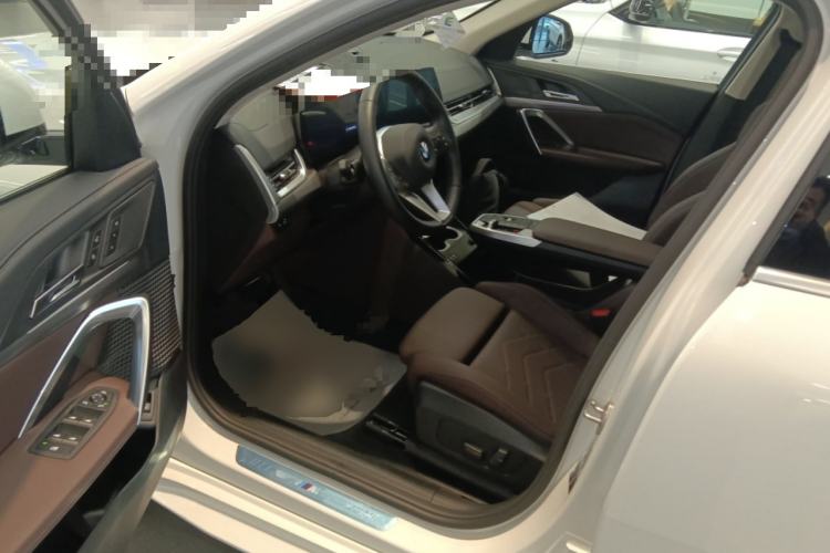 Used BMW X2 2024 sDrive25i M Sport Package Driver Seat