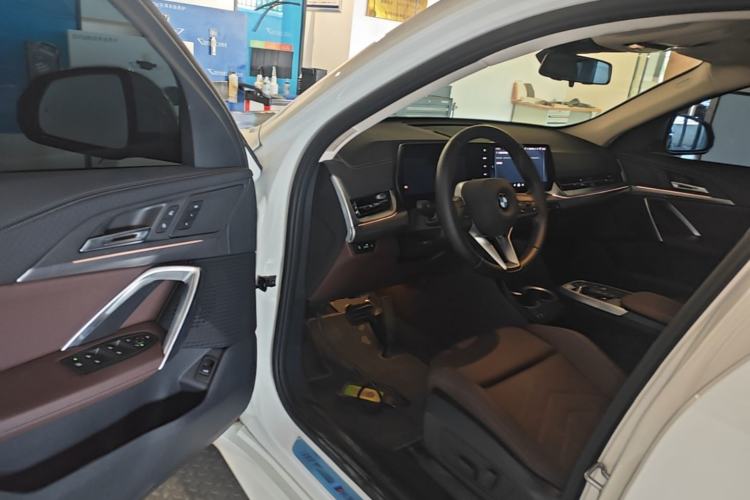Used BMW X2 2024 sDrive25i M Sport Package Driver Seat