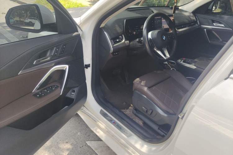 Used BMW X2 2024 sDrive25i M Sport Package Driver Seat