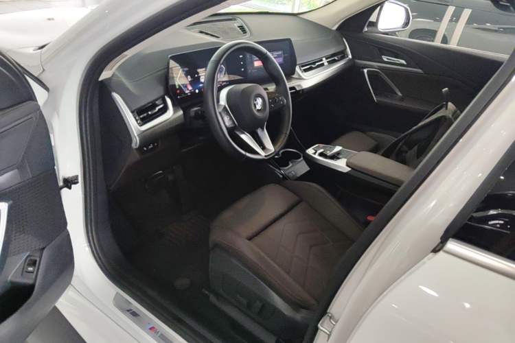 Used BMW X2 2024 sDrive25i M Sport Package Driver Seat