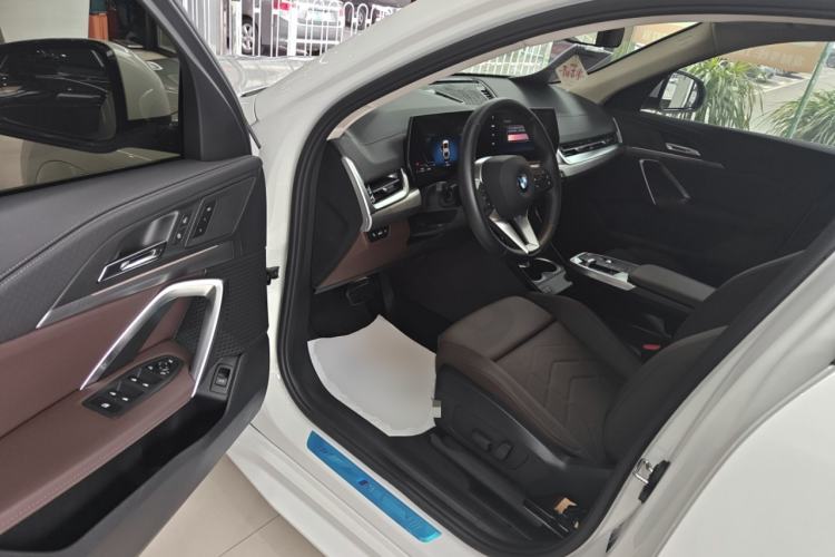 Used BMW X2 2024 sDrive25i M Sport Package Driver Seat