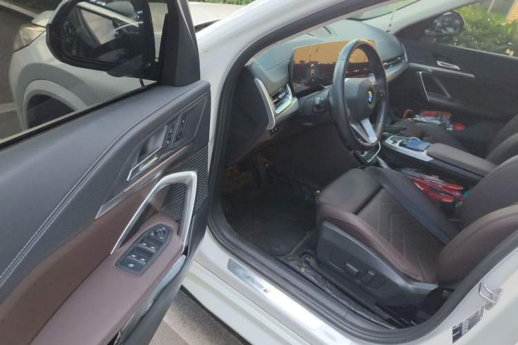 Used BMW X2 2024 sDrive25i M Sport Package Driver Seat