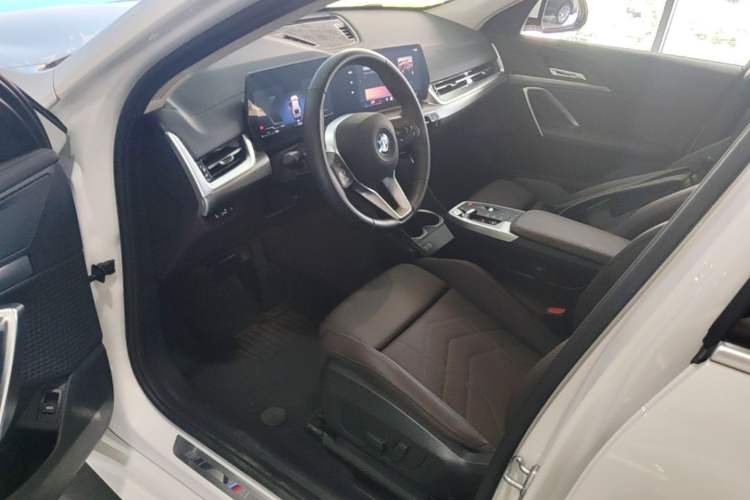 Used BMW X2 2024 sDrive25i M Sport Package Driver Seat