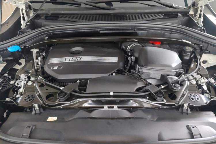 Used BMW X2 2024 sDrive25i M Sport Package Engine Bay