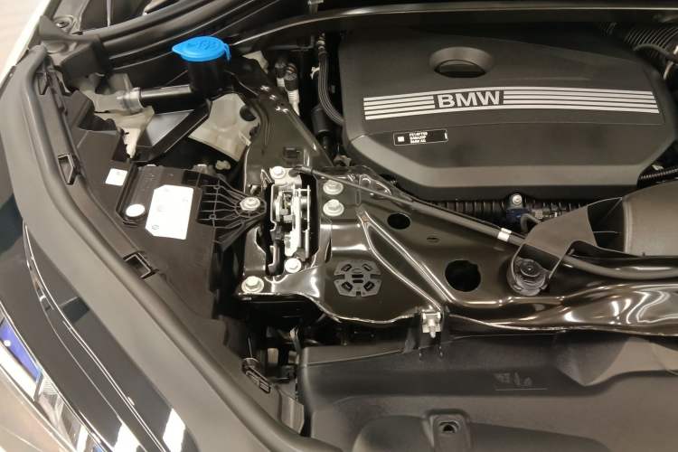 Used BMW X2 2024 sDrive25i M Sport Package Engine Bay Right