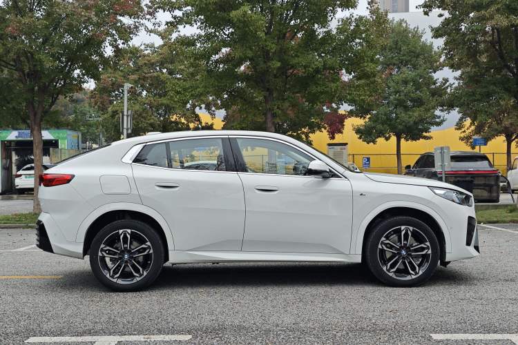 Used BMW X2 2024 sDrive25i M Sport Package Exterior 3