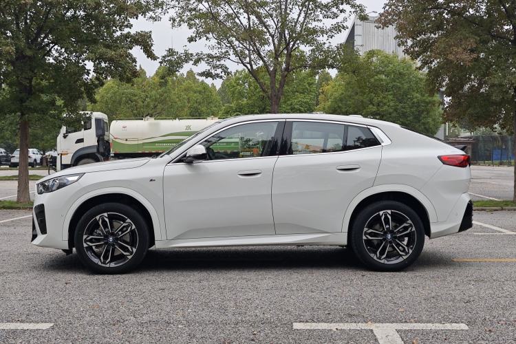 Used BMW X2 2024 sDrive25i M Sport Package Exterior 4