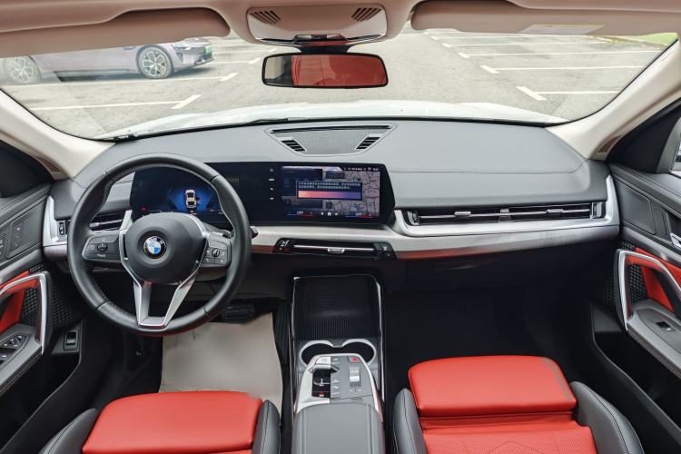 Used BMW X2 2024 sDrive25i M Sport Package Interior 1