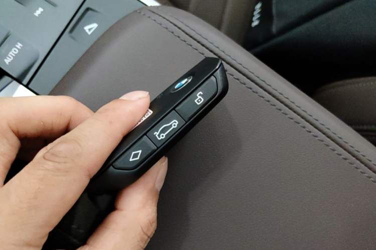 Used BMW X2 2024 sDrive25i M Sport Package Interior 1