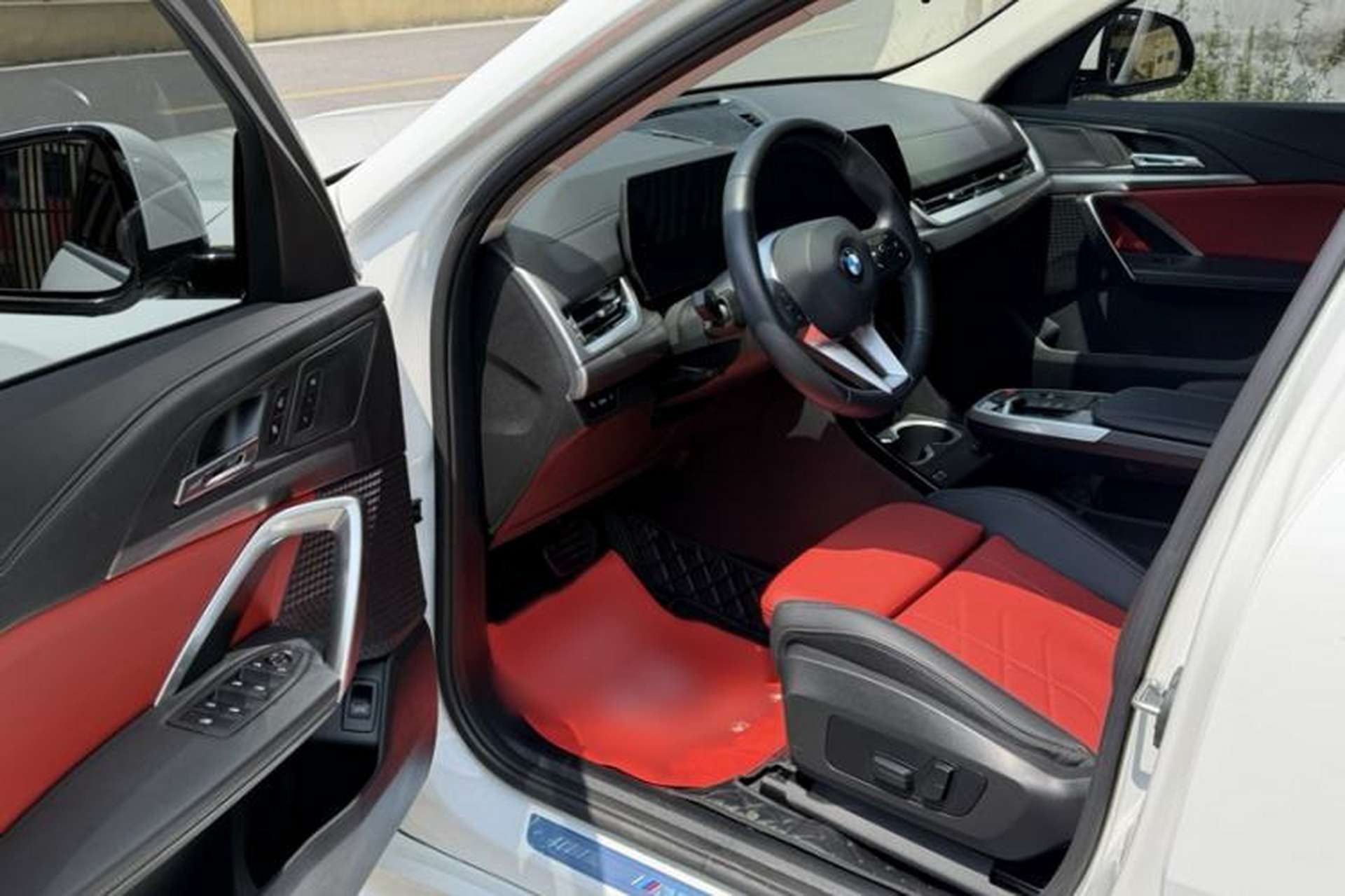 Used BMW X2 2024 sDrive25i M Sport Package Interior 2