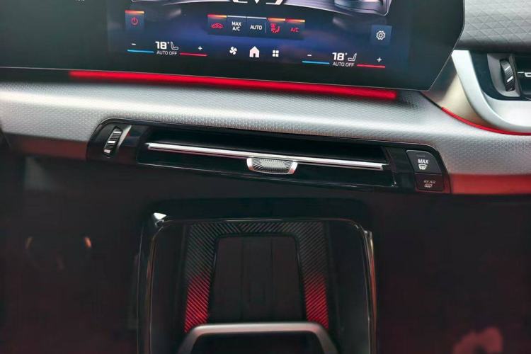 Used BMW X2 2024 M35i Interior 4